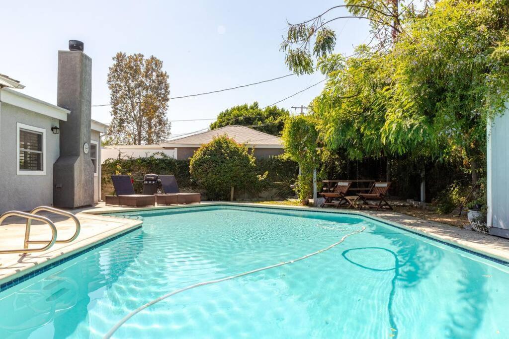 Hébergement de vacances Newly Furnished Pool House *