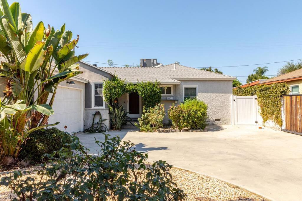 Newly Furnished Pool House Hébergement de vacances Los Angeles